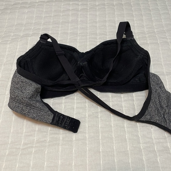 Bra - Picture 2 of 2